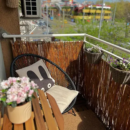 West Apartment *