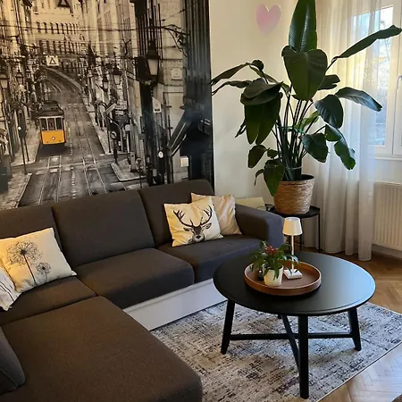 Apartment West